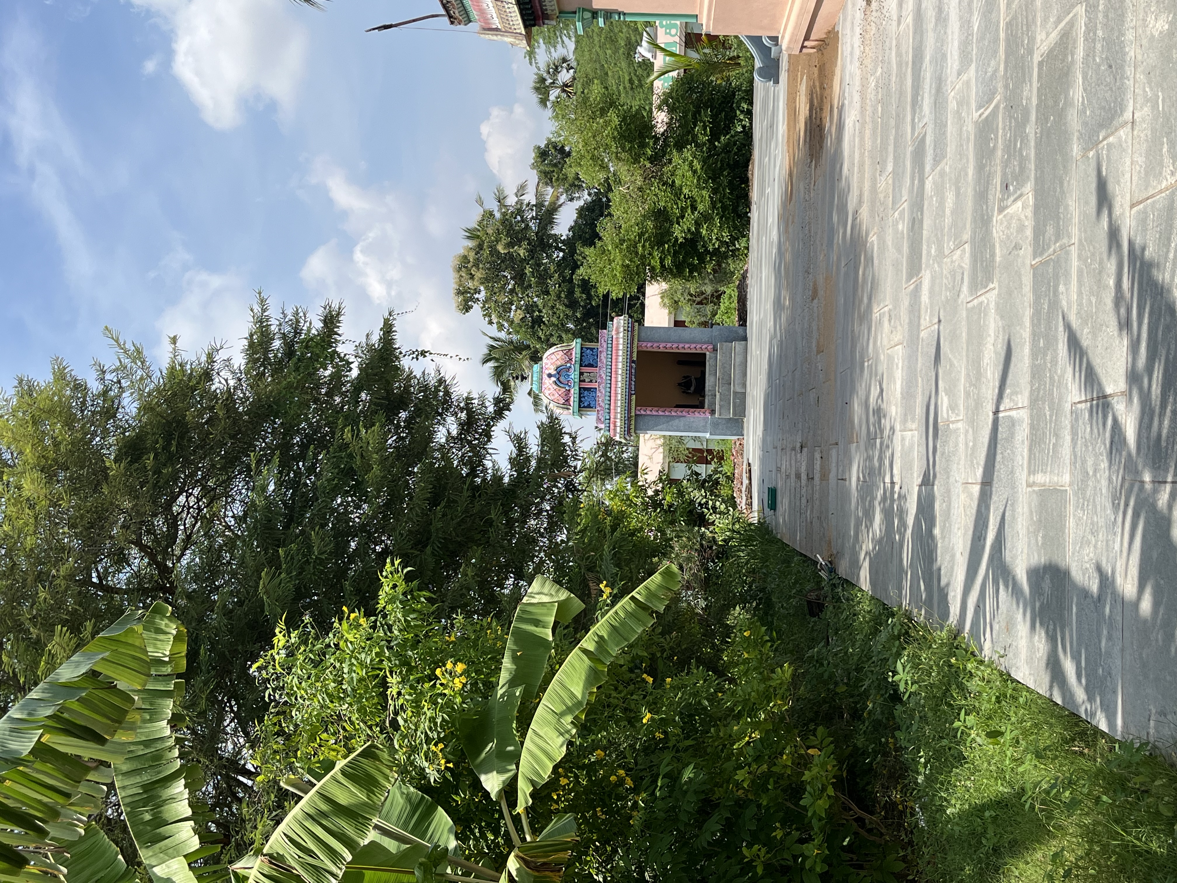 வெளி பிரகாரம்