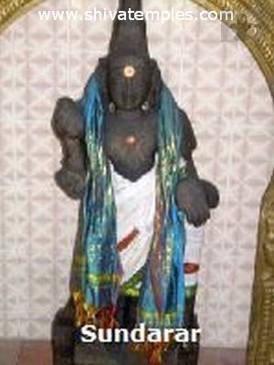 வடக்கு நோக்கிய சுந்தரர் சந்நிதி